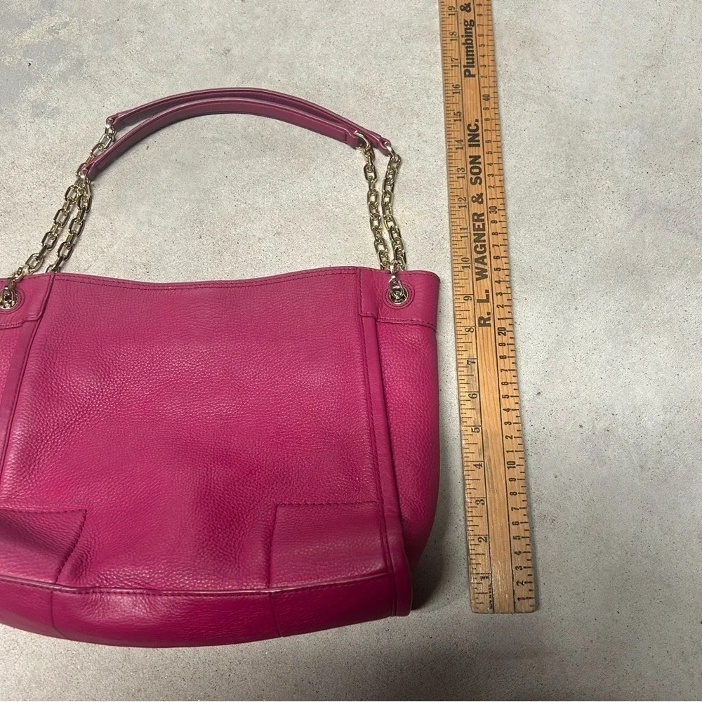 Tory Burch Britten Pebbled Slouchy Tote Shoulder Purse Magenta Pink & Gold